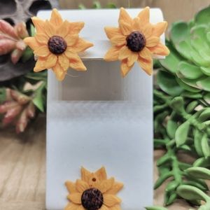 HAND CRAFTED Sunflower polymer clay set